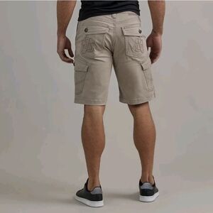 Rock & Republic Vaughn Cargo Shorts Mens Sz 40 Khaki Beige Stretch Twill Cotton